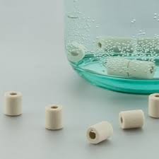 Assainissez l'eau du robinet grâce à ces perles en céramique